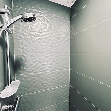 Apartament Neufchatel T3 Cocooning Equipe Proche Centre Reims